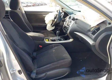 2013 Nissan Altima 2.5 S из США, поврежденный, VIN 1N4AL3AP1DC156311